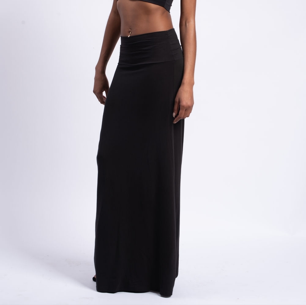 Black Hippy Maxi Skirt